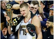 开云体育app-开拓者大胜雄鹿，喜获胜利