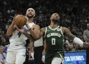 开云体育官方网站-湖人B队逆转雄鹿，戈贝尔送出助攻