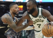 开云体育app-关于凯尔特人逆转广州队，利拉德统治全场的信息