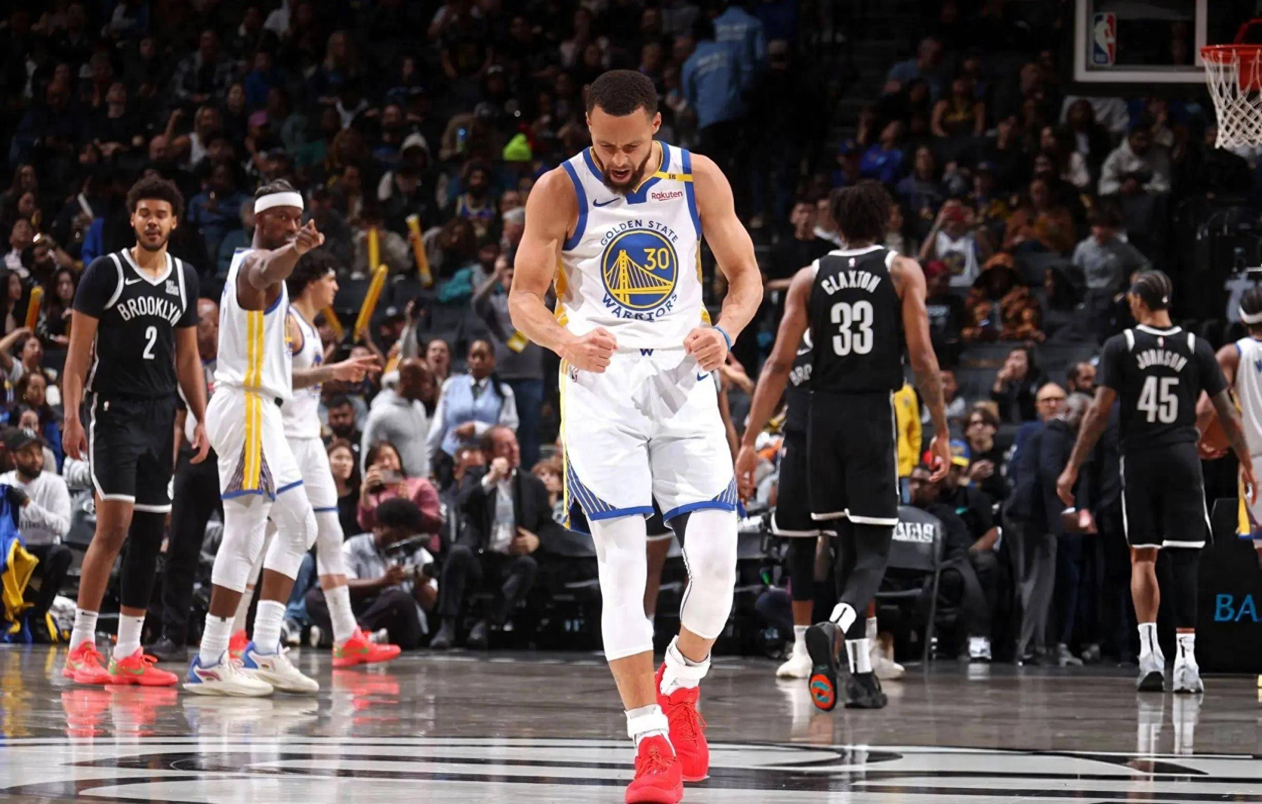 日本男篮翻盘篮网B队,库里送出助攻 日本男篮翻盘篮网B队,库里送出助攻