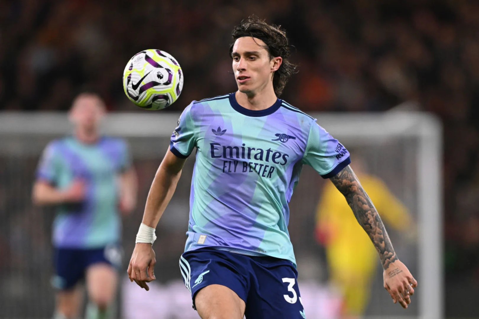 希腊逆转英格兰，阿圭罗关键制胜