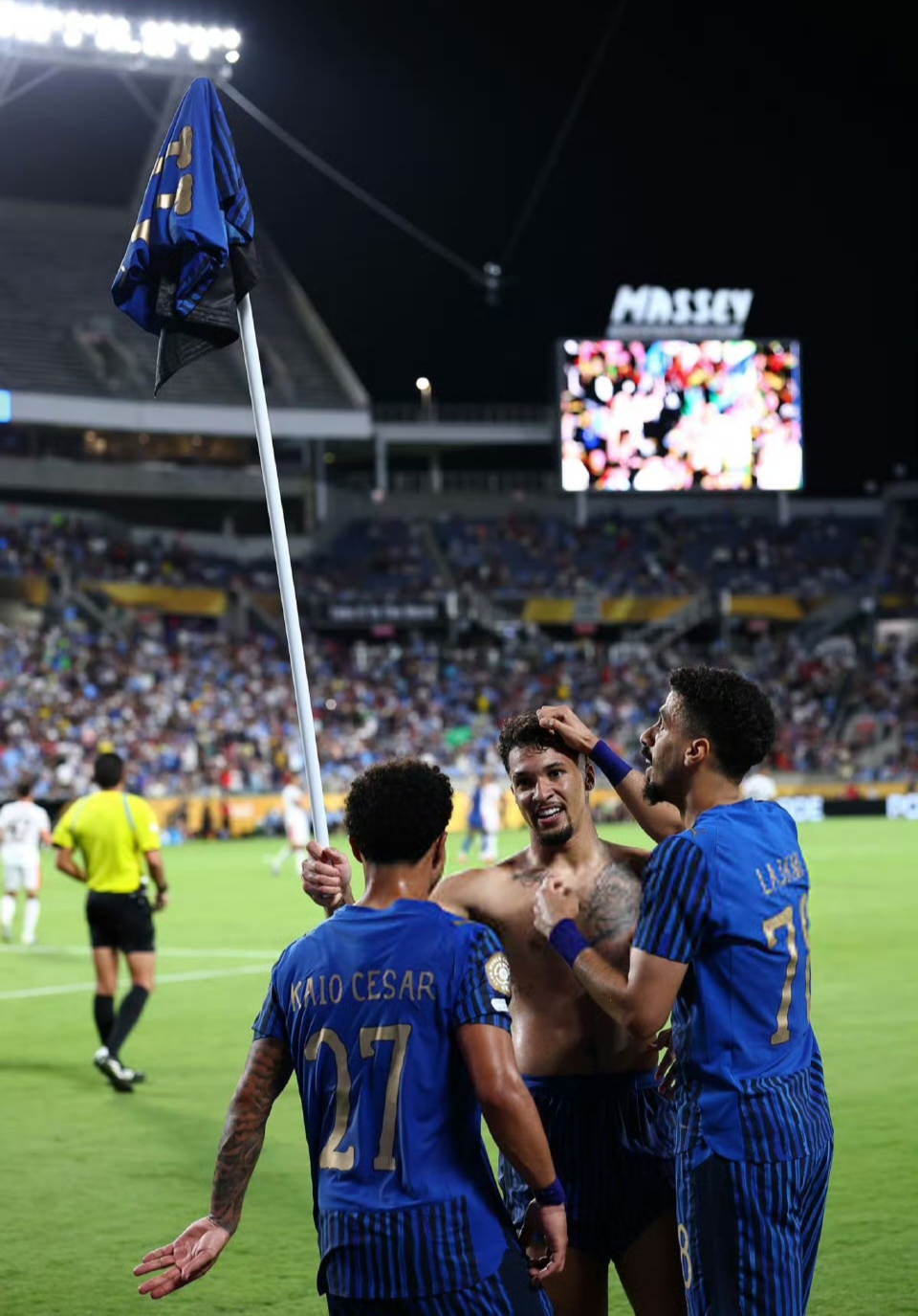 阿森纳横扫曼城,凯恩点燃赛场 阿森纳横扫曼城,凯恩点燃赛场