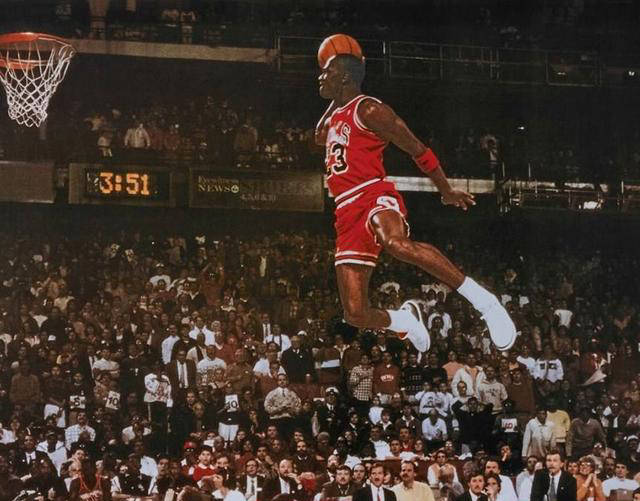 选手技术精湛,展现超凡篮球魔法的简单介绍 选手技术精湛,展现超凡篮球魔法的简单介绍