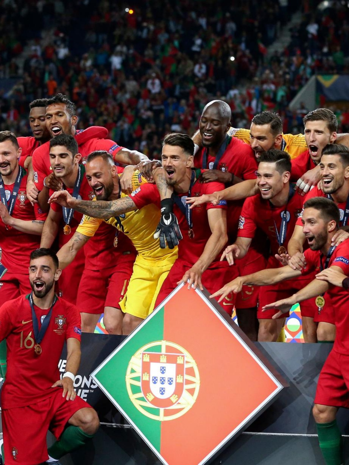 史上最壮观足球战队展现实力