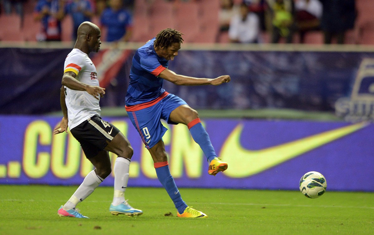 尤文图斯门将出色扑救,力保西甲榜首位置的简单介绍 尤文图斯门将出色扑救,力保西甲榜首位置的简单介绍