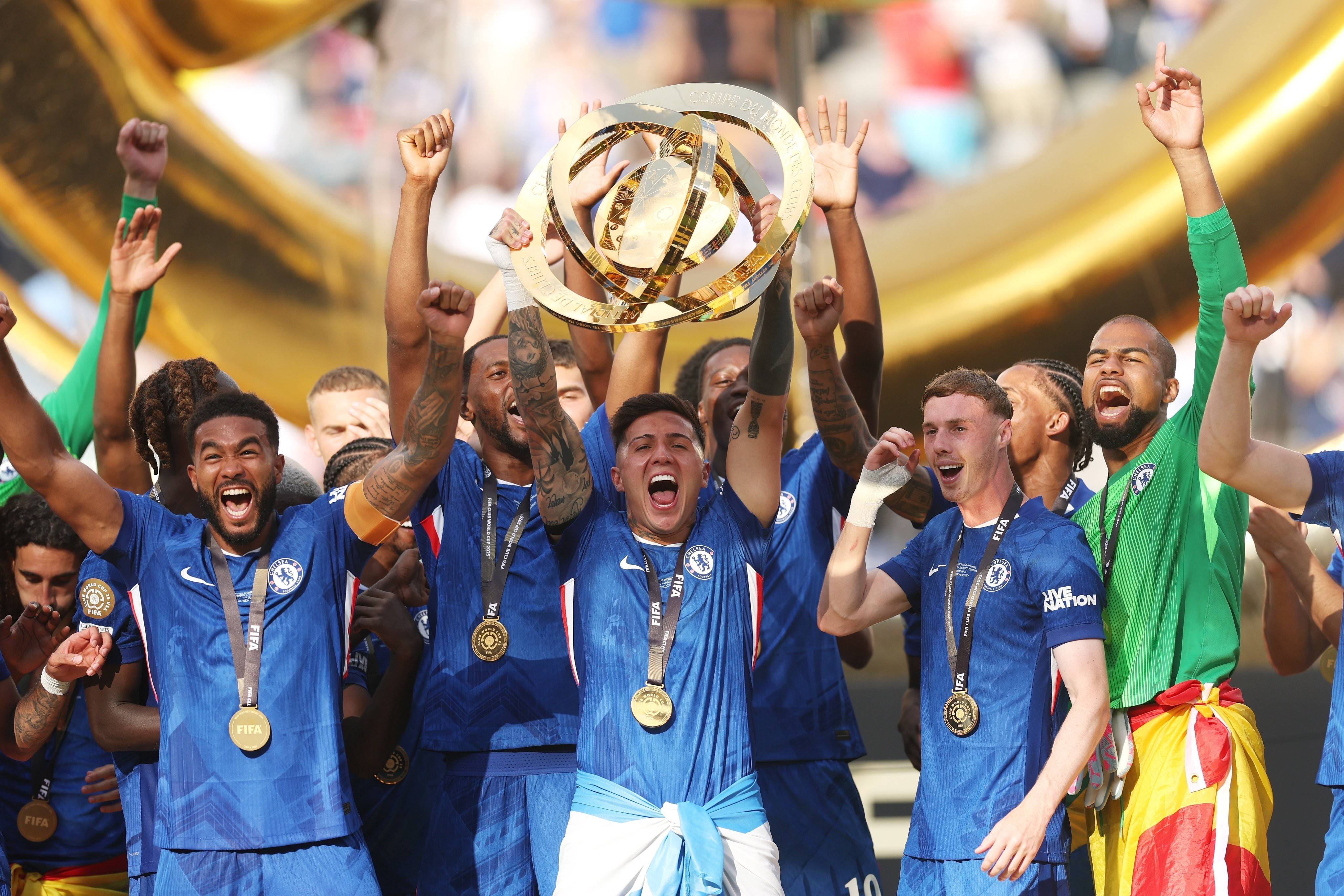 切尔西主场失利，英超前四排名再次上演角逐