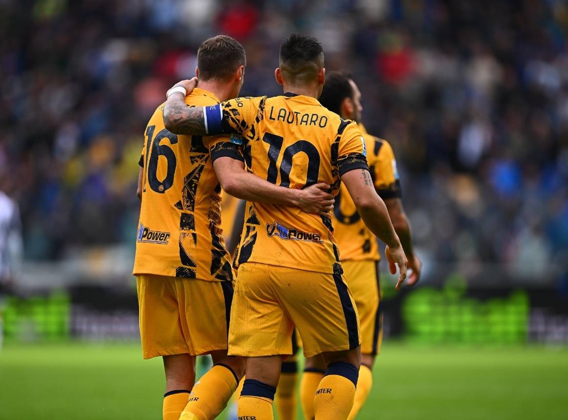 关于AC米兰客场险胜，追赶前者的信息