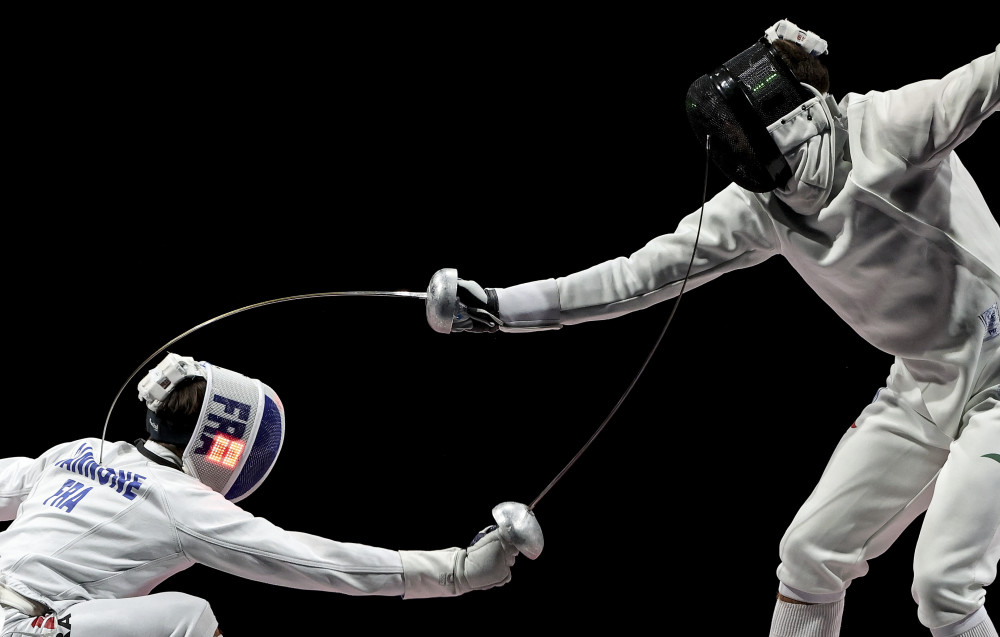 西班牙击剑好手夺冠,声名大噪 西班牙击剑好手夺冠,声名大噪