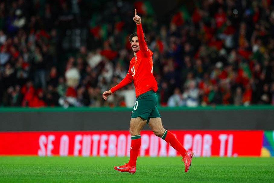 拜仁慕尼黑受挫里昂，欧冠四强希望渺茫的简单介绍