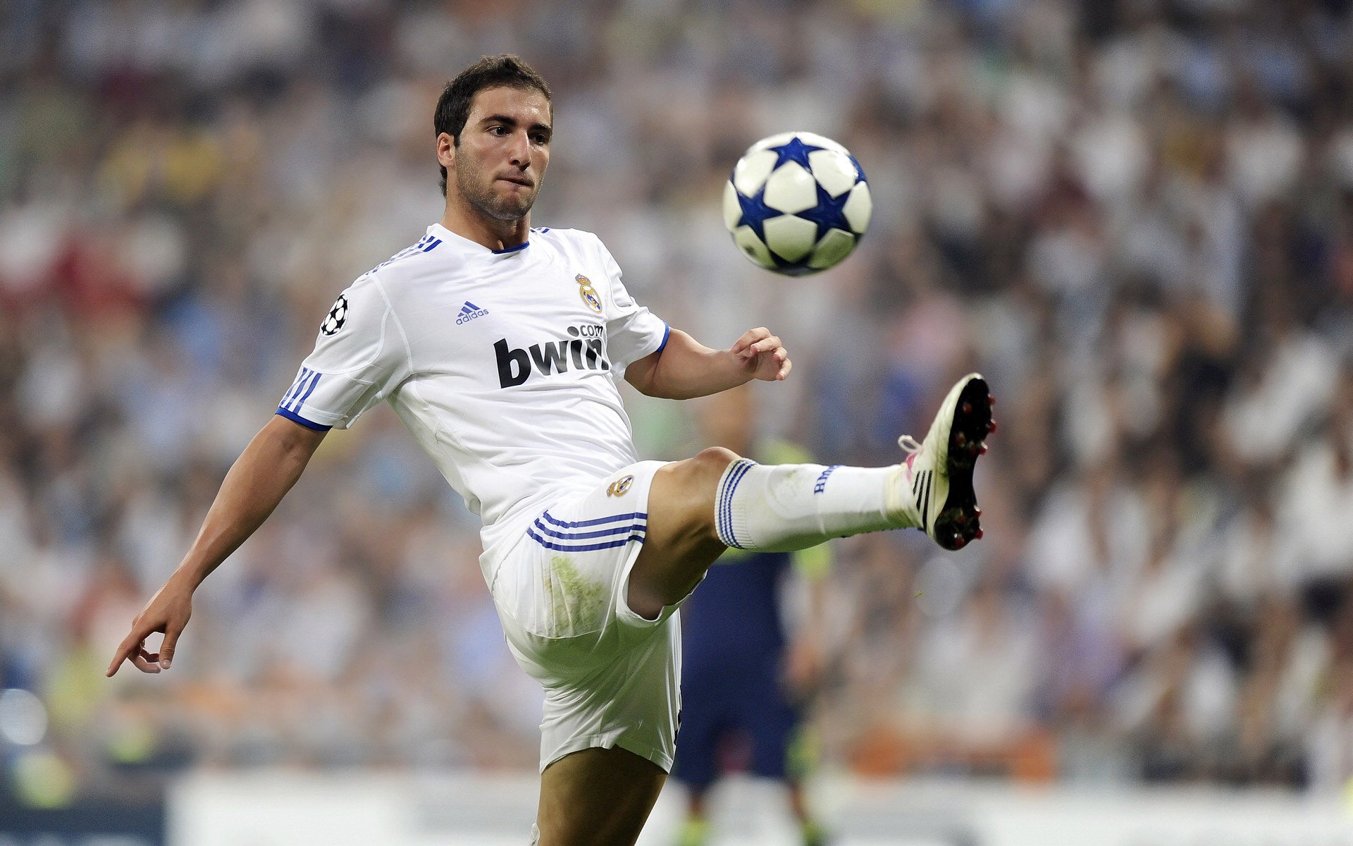 塞维利亚战术碾压波兰,帕尔默临危救主化身关键先生