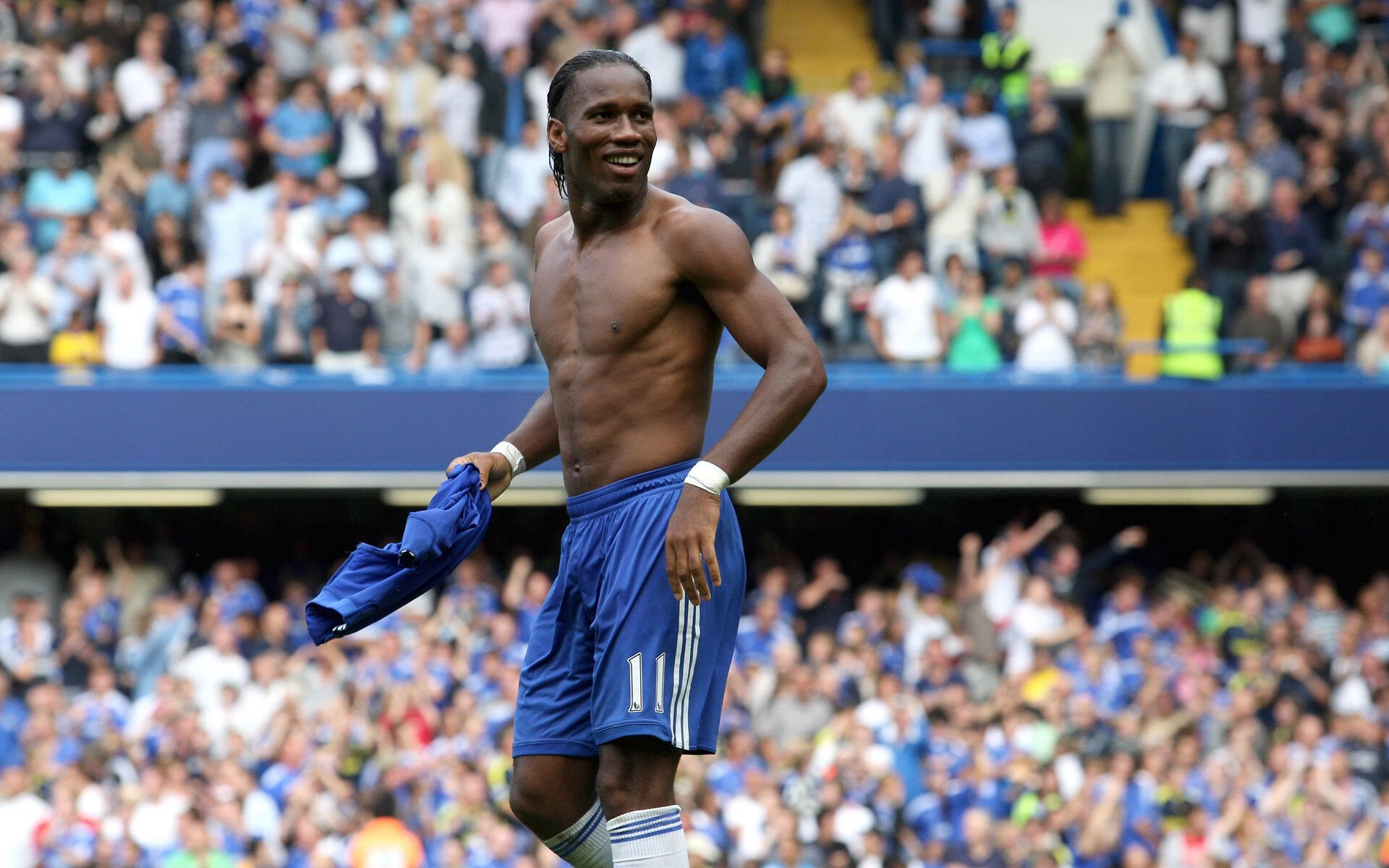 德罗赞个人能力完全展现,广东队决胜局带走雷霆