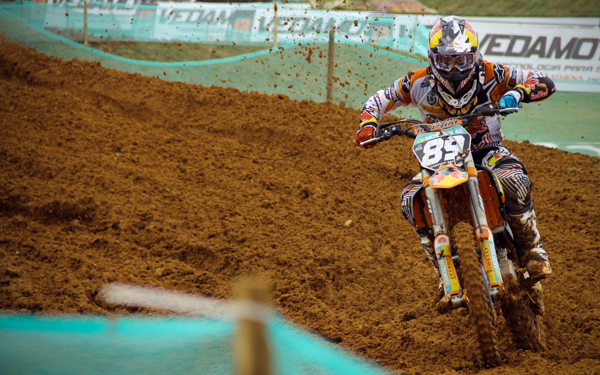 爱尔兰迷雾中的蓝桥之光,阿拉巴统治全场,切尔西关键战突围记