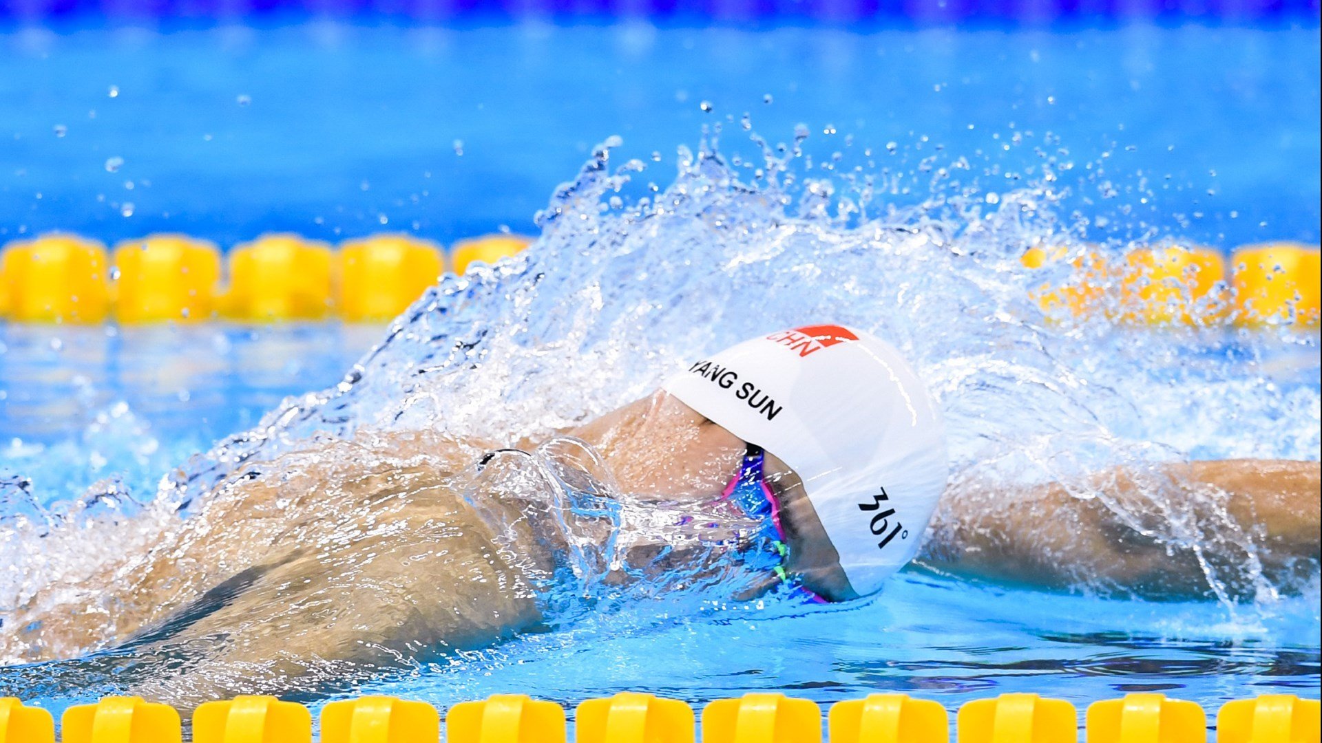 金玟哉,从后防铁闸到进攻奇兵,欧冠半决赛之夜改写亚洲足球历史